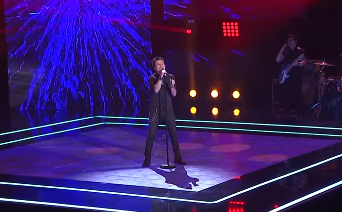 Ex integrante de Rojo se luce en The Voice Chile