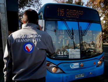 Se refuerzan recorridos del transantiago por huelga legal de trabajadores