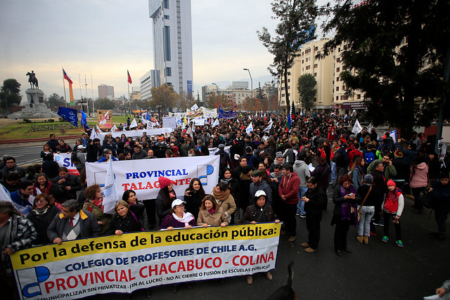 Municipalidad de Santiago rechaza trayecto de marcha de Confech