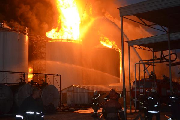 Muertos y heridos por un incendio en un depósito de gasolina cerca de Kiev