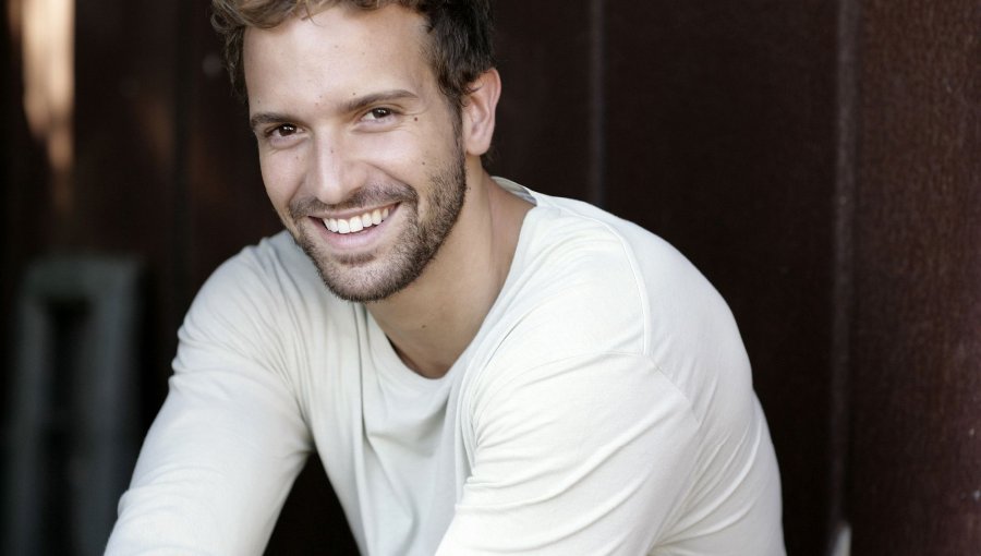 Pablo Alborán cantará el tema central de “Palmeras de nieve”