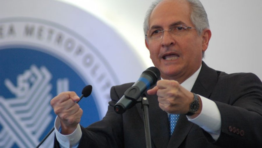 Suspenden audiencia preliminar del alcalde Antonio Ledezma