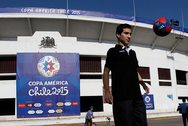 Sernac presentó la "tarjeta roja al abuso" de las empresas en la Copa América