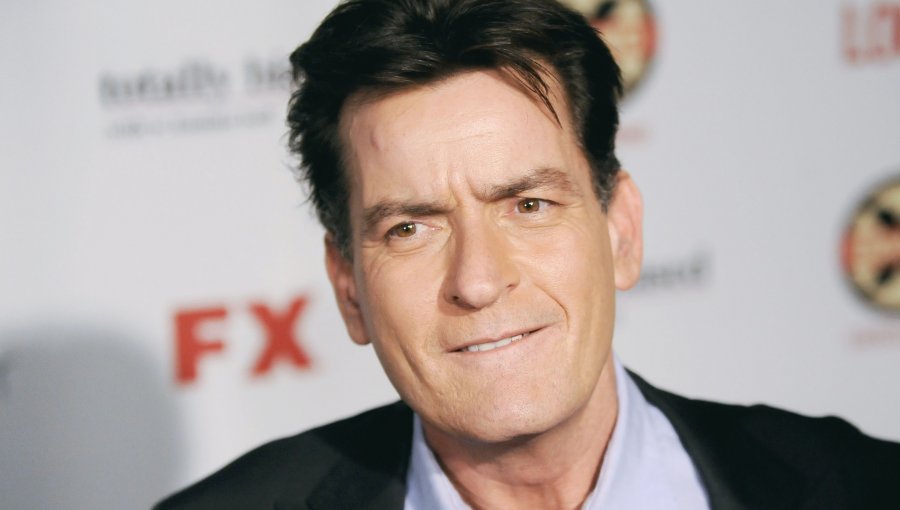 Actor Charlie Sheen es hospitalizado por intoxicación