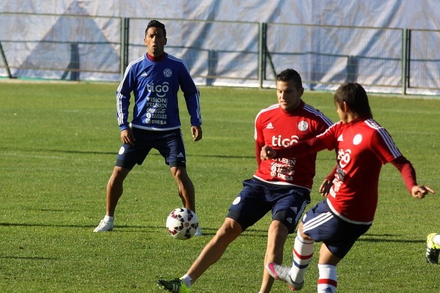 Copa América: Paraguay tiene oncena confirmada con Villar ante Argentina