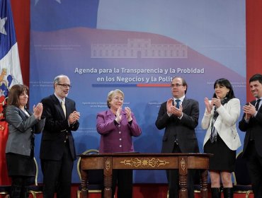 Bachelet por agenda de transparencia: "Hemos pagado caro no haberla hecho antes"