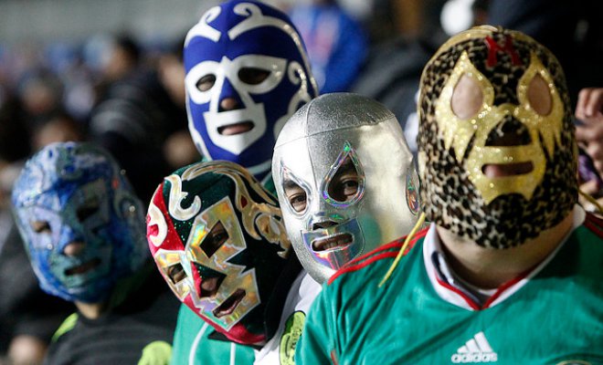 Galería de Hinchas: México v/s Bolivia