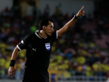 Copa América: Enrique Osses arbitrará el miércoles Brasil-Colombia