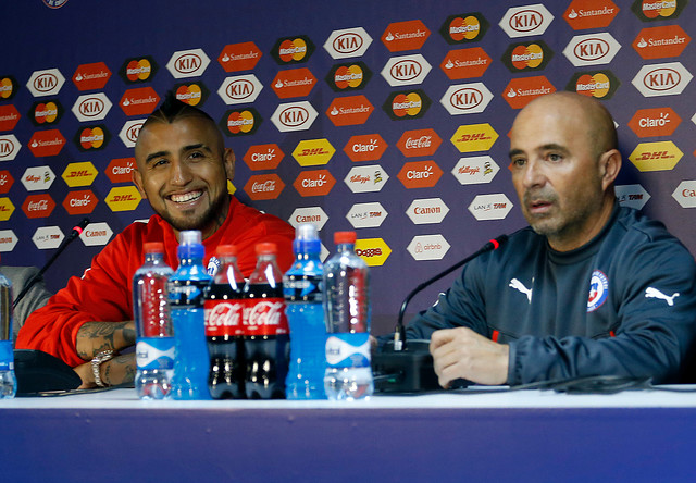 Las razones de Sampaoli para mantener a Vidal en la selección