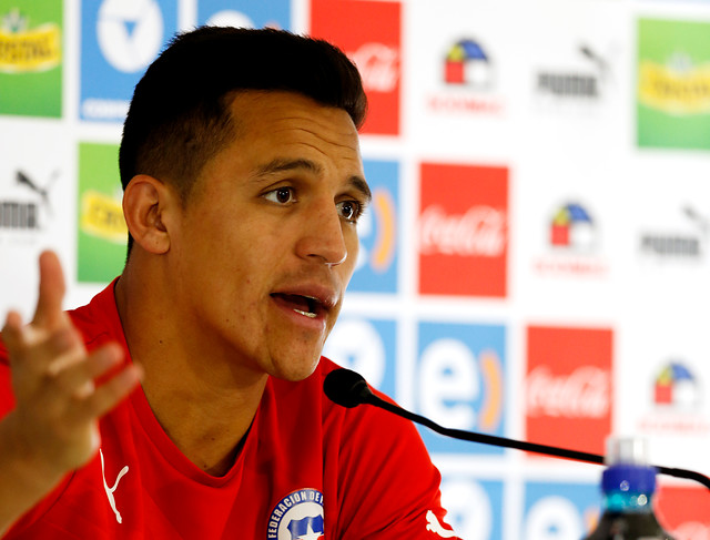 Copa América-Alexis Sánchez: "Todo el grupo banca a muerte a Arturo Vidal"