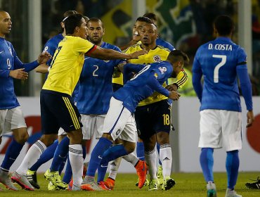 Copa América: Colombiano Carlos Bacca suspendido por una fecha