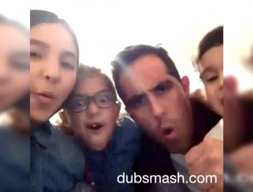 El divertido video de Claudio Bravo como Bob Esponja