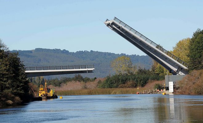 Detectan más problemas relacionados al puente Cau Cau