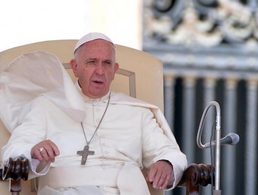 El papa lamenta que "poderosos" sean incapaces de dar soluciones en Medio Oriente