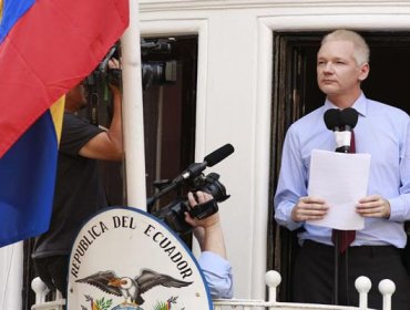 Assange cumple tres años en la embajada de Ecuador en Londres