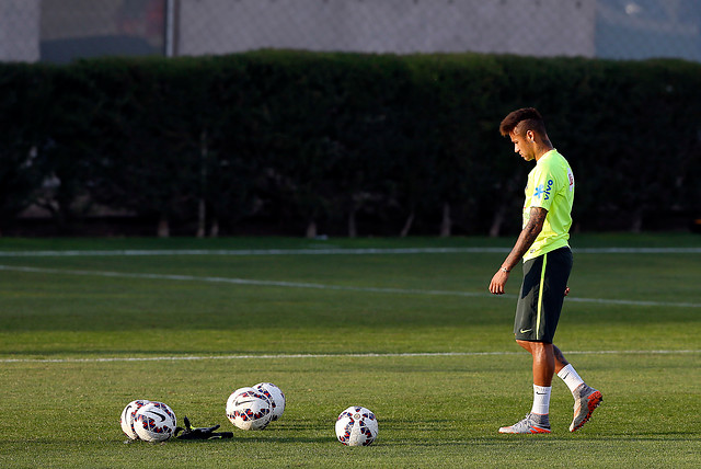 Prensa de Brasil lamenta la sanción pero critica a Neymar