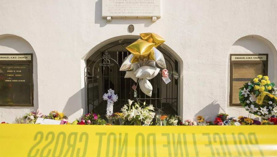 Aparecen fotos del asesino de Charleston y un manifiesto que puede ser suyo