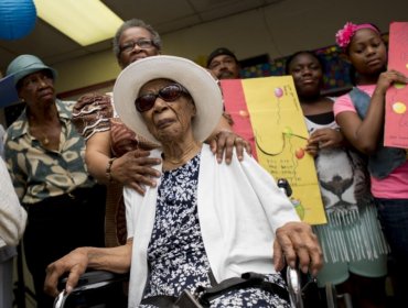 Una mujer de Estados Unidos se convierte en la persona más vieja del mundo