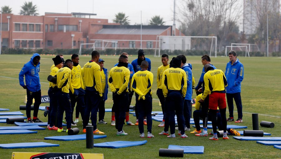 Copa América: Ecuador entrenó en el Monumental a la espera de un milagro