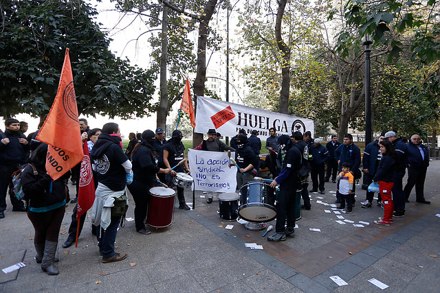 Trabajadores de Express Santiago Uno exigen mesa Tripartita con el Gobierno