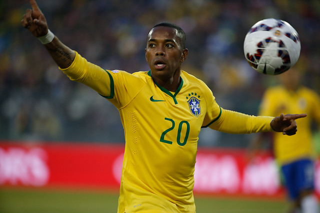 Robinho: "Para ser campeones, tenemos que saber jugar sin Neymar"