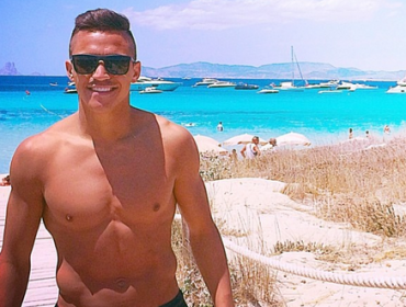 Alexis Sánchez se luce bailando reggaetón