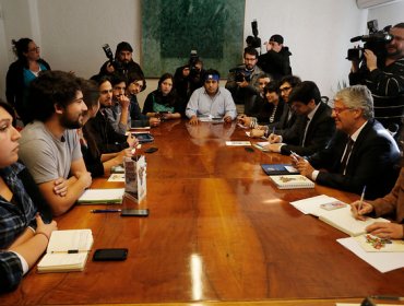 Confech sale molesta de reunión con Eyzaguirre y mantuvo llamado a marcha