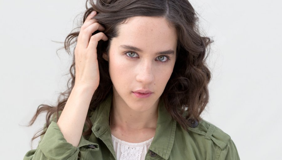 Cantante Ximena Sariñana promueve álbum y alista gira con Juanes