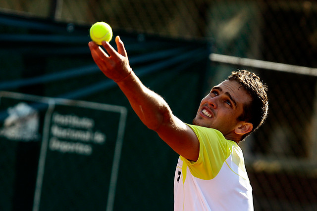 Tenis: Juan Carlos Sáez cayó en los octavos de final del challenger de Milán