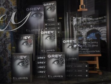 "Grey" desata la locura en Reino Unido tras primera semana de lanzamiento