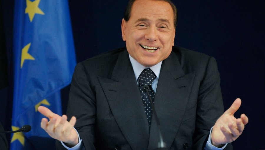 Piden 5 años de prisión para Berlusconi por caso de soborno a un senador