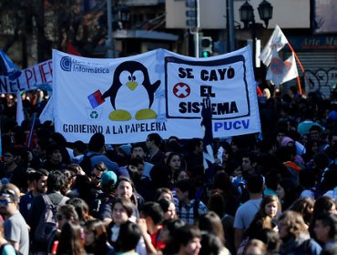 Confech cifra en 120.000 los asistentes a la marcha en la capital