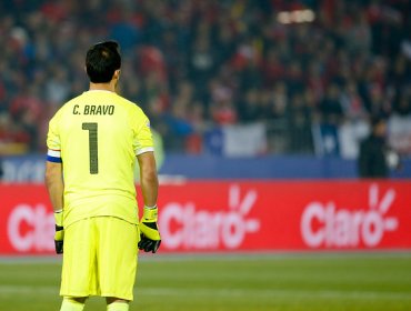 Copa América-Claudio Bravo: "Tuvimos paciencia para anotar y controlar el juego"