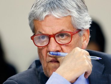 Eyzaguirre insiste en que no retirará proyecto de Carrera Docente del Congreso