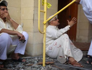 Varios muertos y heridos en un atentado en mezquita de Kuwait