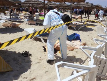 Aumentan a 37 los muertos en el atentado de Túnez