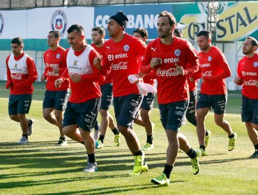 Chile olvida el dedo de Jara y piensa en el "Clásico del Pacífico"