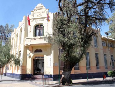 Calama: Municipalidad distribuirá en colegios cuento "Nicolás tiene dos papás"