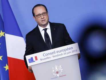 Hollande abandona Consejo Europeo para volver a Francia tras atentado Isere