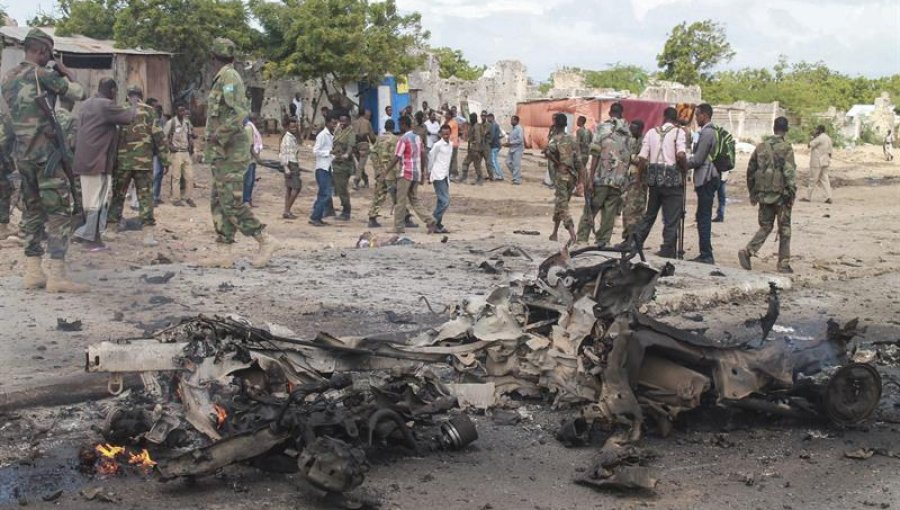 Decenas de muertos en atentado de Al Shabab en una base en Somalia