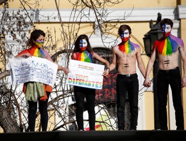 Movilh cifra en 50 mil personas la convocatoria a la marcha por el orgullo gay