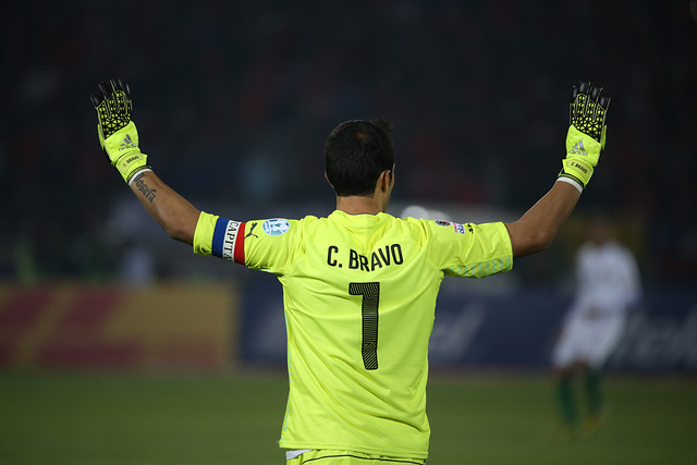 Claudio Bravo: "No jugamos como queríamos pero lo sacamos adelante"