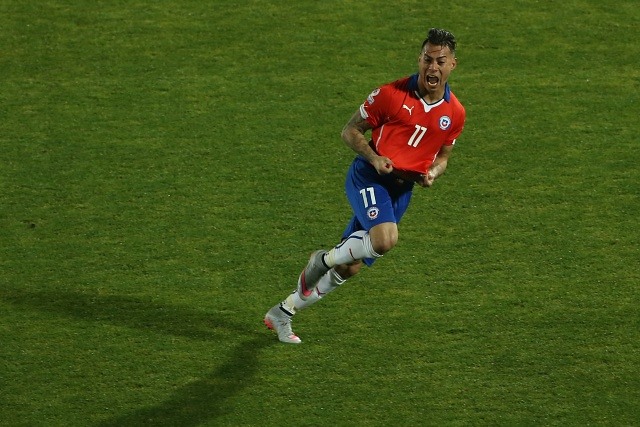 Copa América - Eduardo Vargas: "Estuve entrenando tiros fuera del área, tuve confianza"