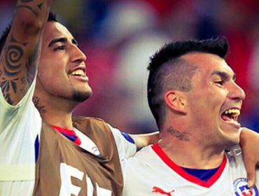 El divertido cambio de identidad de Gary Medel y Arturo Vidal