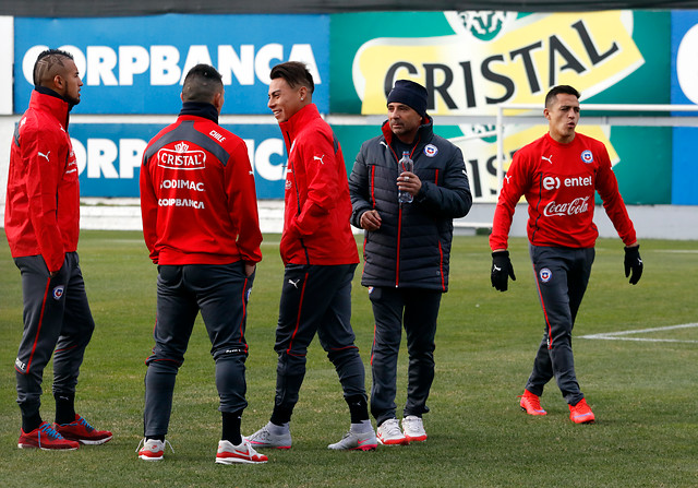 La Roja tuvo suave entrenamiento y plantel tendrá otra vez la tarde libre