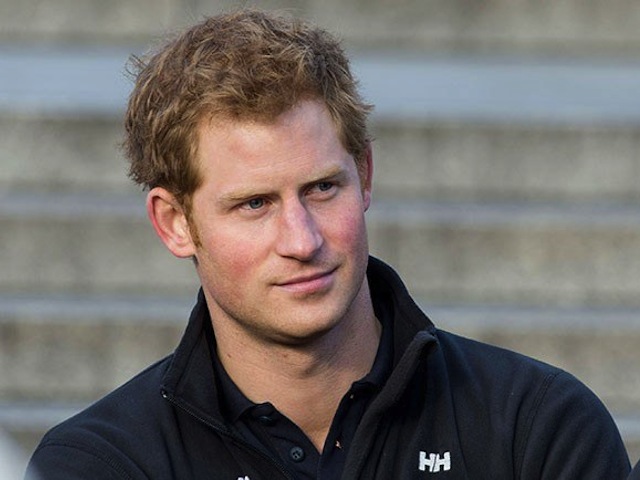 El príncipe Harry mantendría romance con ex novia de actor de Game Of Thrones
