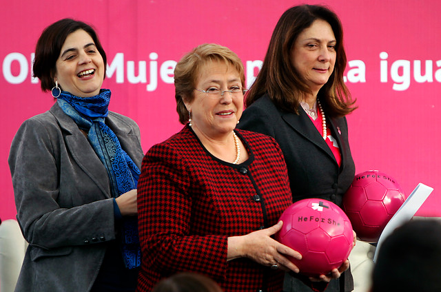 Presidenta Bachelet llama “a sumar esfuerzos” en la lucha por la igualdad