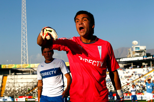 Universidad Católica goleó en amistoso a Everton y Toselli vuelve a jugar