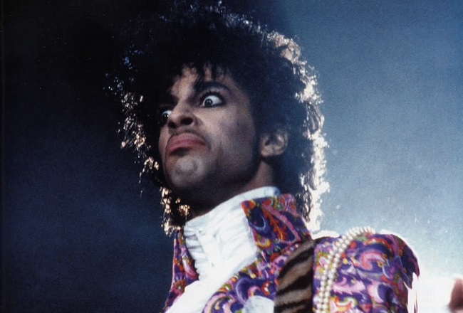 Prince retira su música de las plataformas de internet a excepción de Tidal