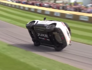 Video: Impresionante truco de auto rompe récord Guinness